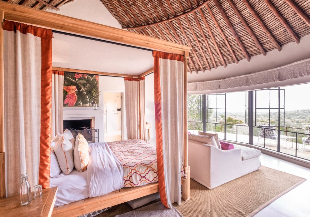 Little Governors' Camp — Mara Reserve Edge (boat access), Kenya